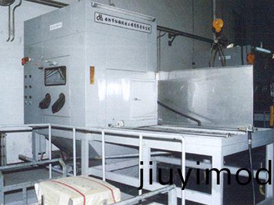 濕(shi)式數控(kong)噴砂機